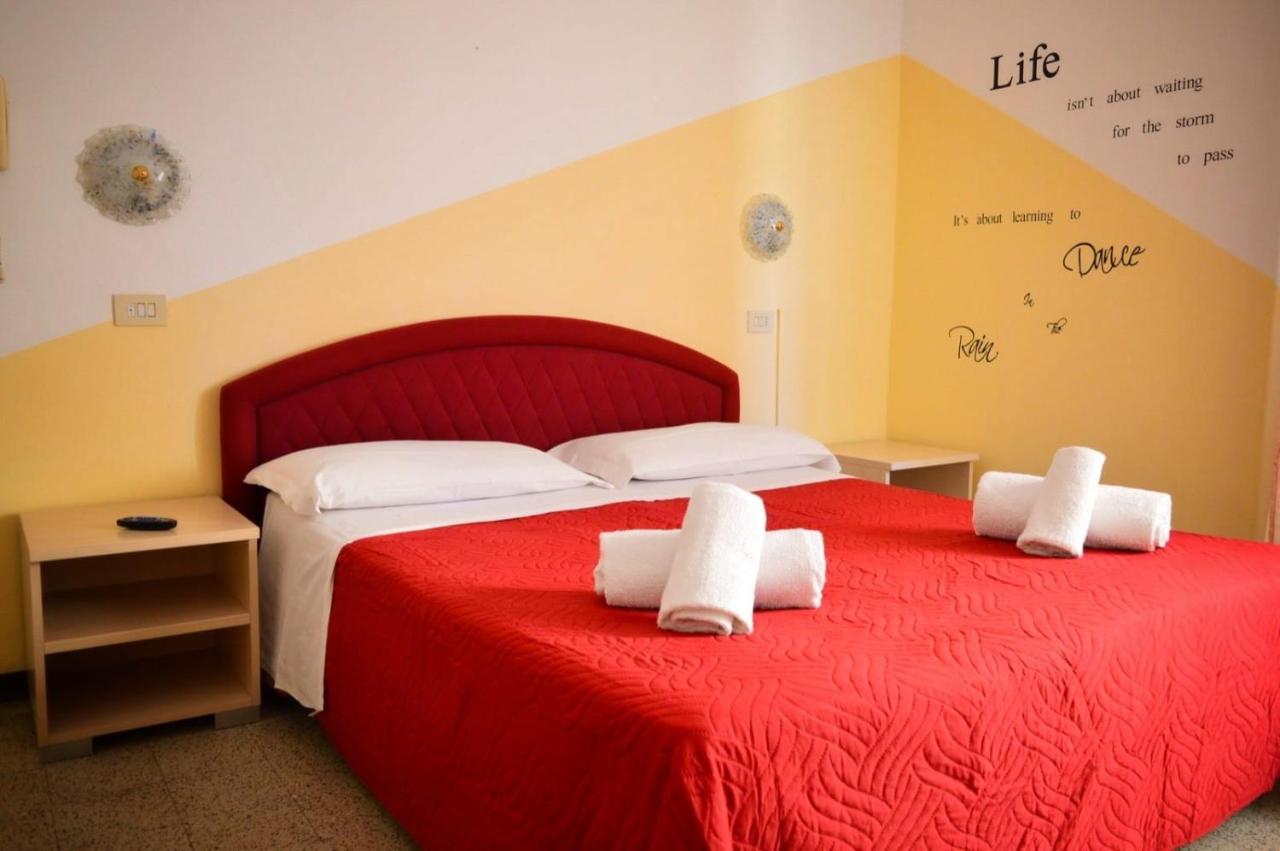 Hotel Cirene 리미니 외부 사진